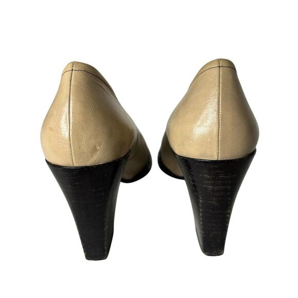 Prada Pointed Cap Toe Leather Pumps Beige / Black Size 6.5 - Picture 5 of 6